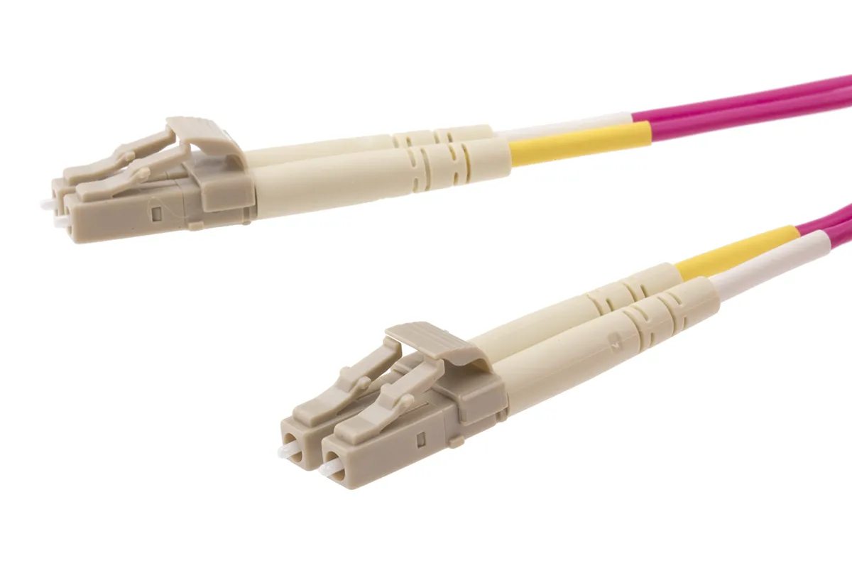 RS PRO LWL-Kabel 1m Multi Mode Patchkabel Violett 900μm LC LC