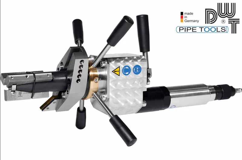 Innenspannende Rohranfasmaschine MF3i
