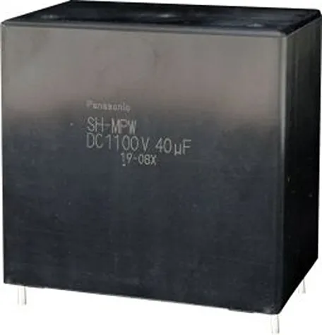 Panasonic EZPV Folienkondensator 55μF ±10% / 700V dc, THT